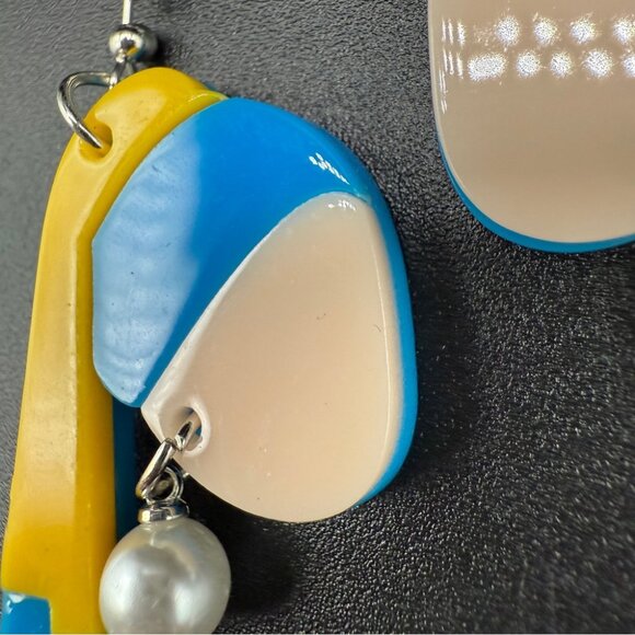 Girl With the Pearl Earring Pierced  Dangly Acrylic Earrings - Artsy Style - Picture 4 of 9